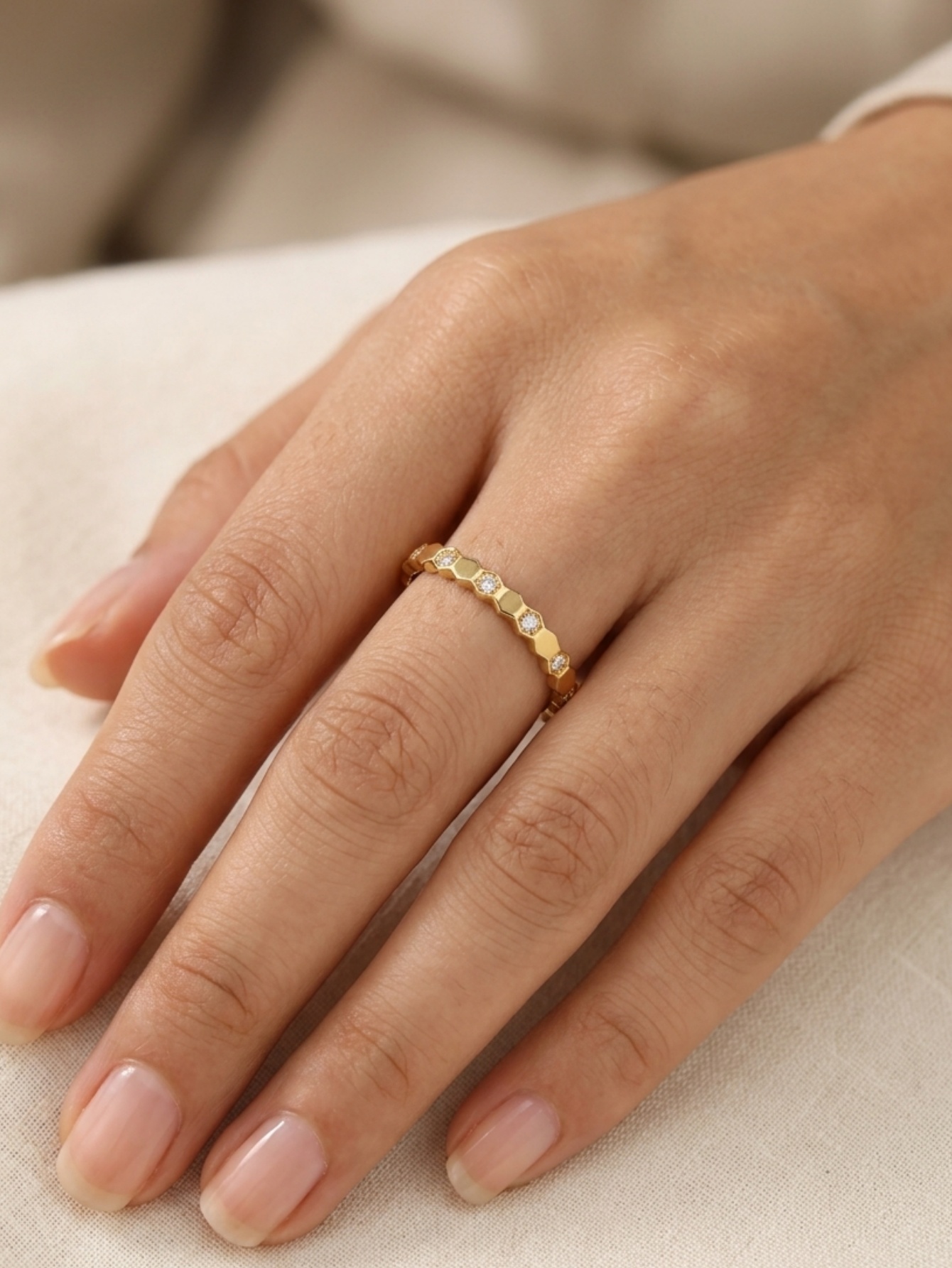 Travel Accessories As Gifts - 1 bague en acier inoxydable plaquée